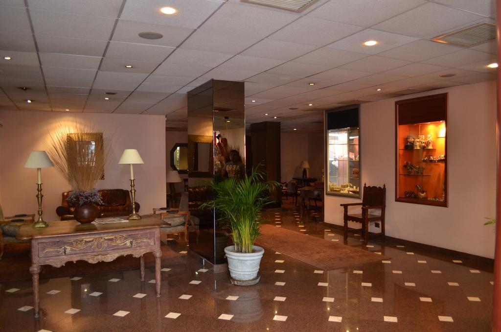 Hotel Maria Angola Lima Dış mekan fotoğraf