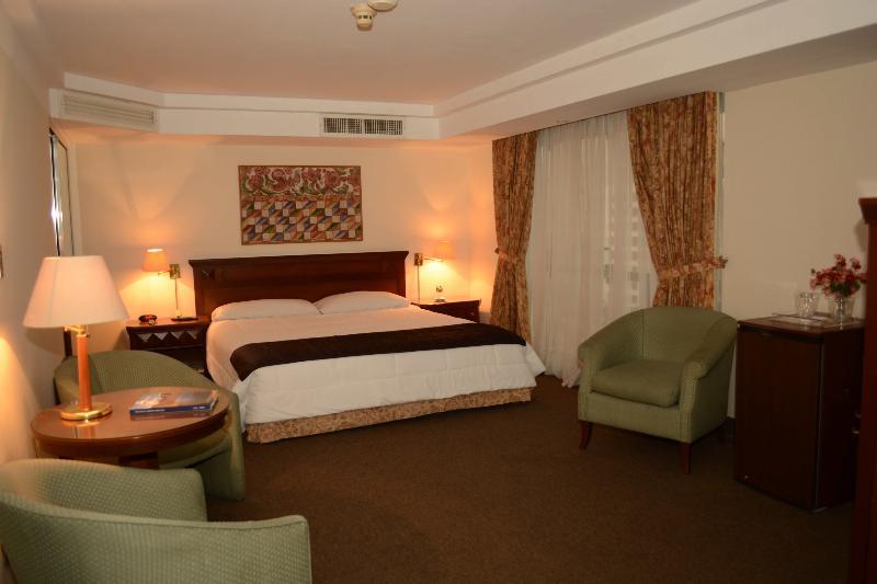 Hotel Maria Angola Lima Dış mekan fotoğraf